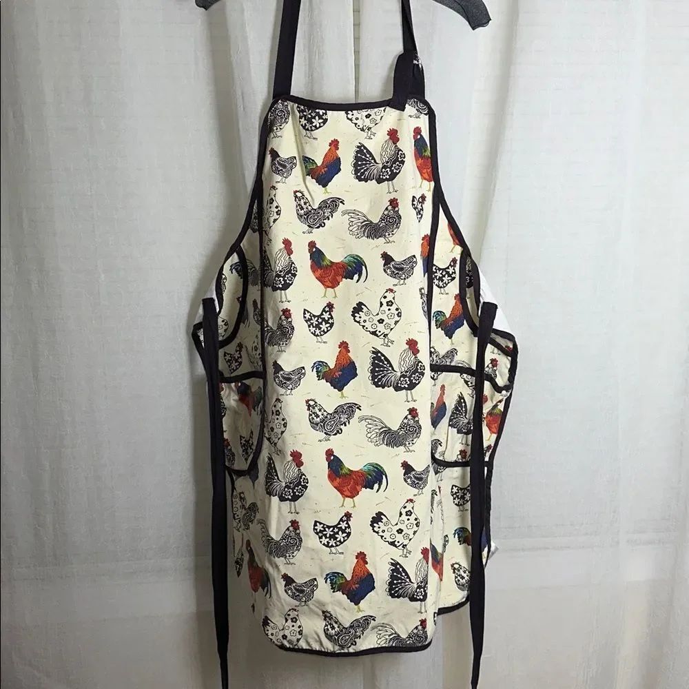 ULSTER WEAVERS Cream Navy Red Country Roosters Hens Cotton Apron with Pockets